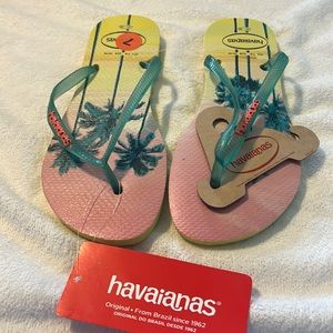 Havaianas Pollen Yellow Flip Flops